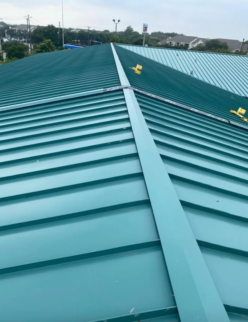 Green commercial metal roof ridge and valley for Metal Roof Repair in Waimalu